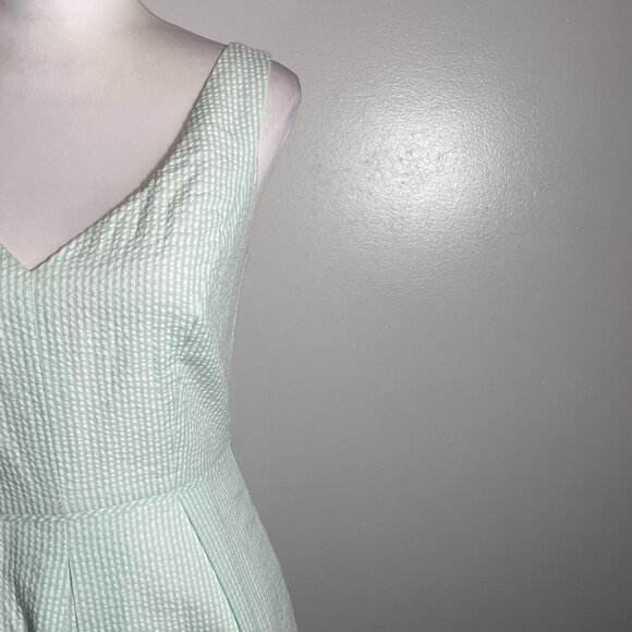 J. CREW A Line Dress Sz 0 Green White Seersucker Pleated Sleeveless Back Zip - Picture 4 of 16
